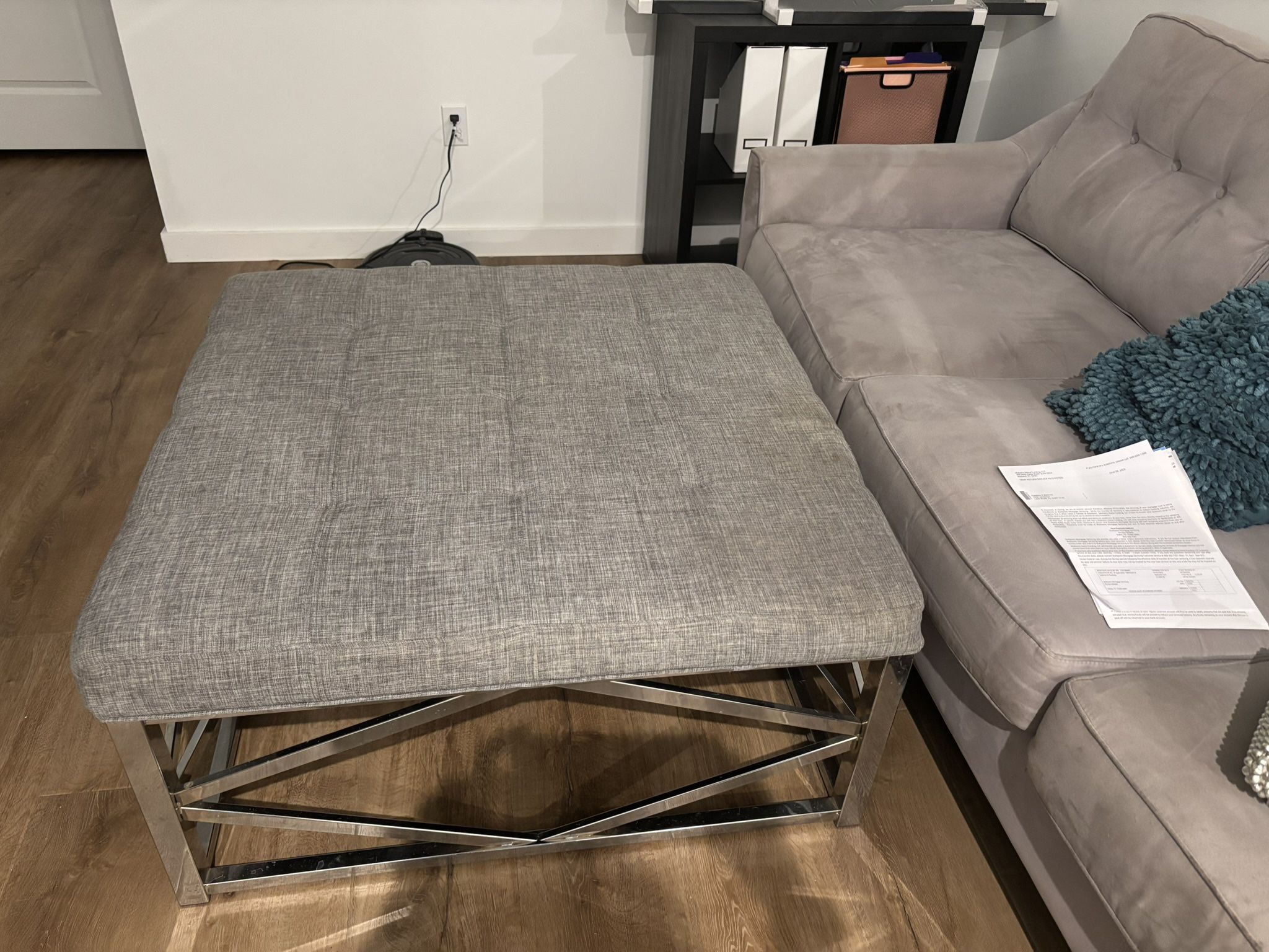 Ottoman (price Lowered But Can Make Me An Offer)