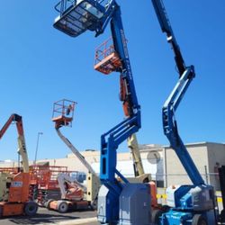 2017 Genie Z-34/22N DC Man Lift