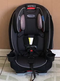 LIKE NEW GRACO SLIM FIT CONVERTIBLE CAR SEAT!!!!