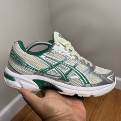 ASICS Gel-1130 Kale Green Cream Running Shoes Mesh Upper, 1201A974-100 Size 9M