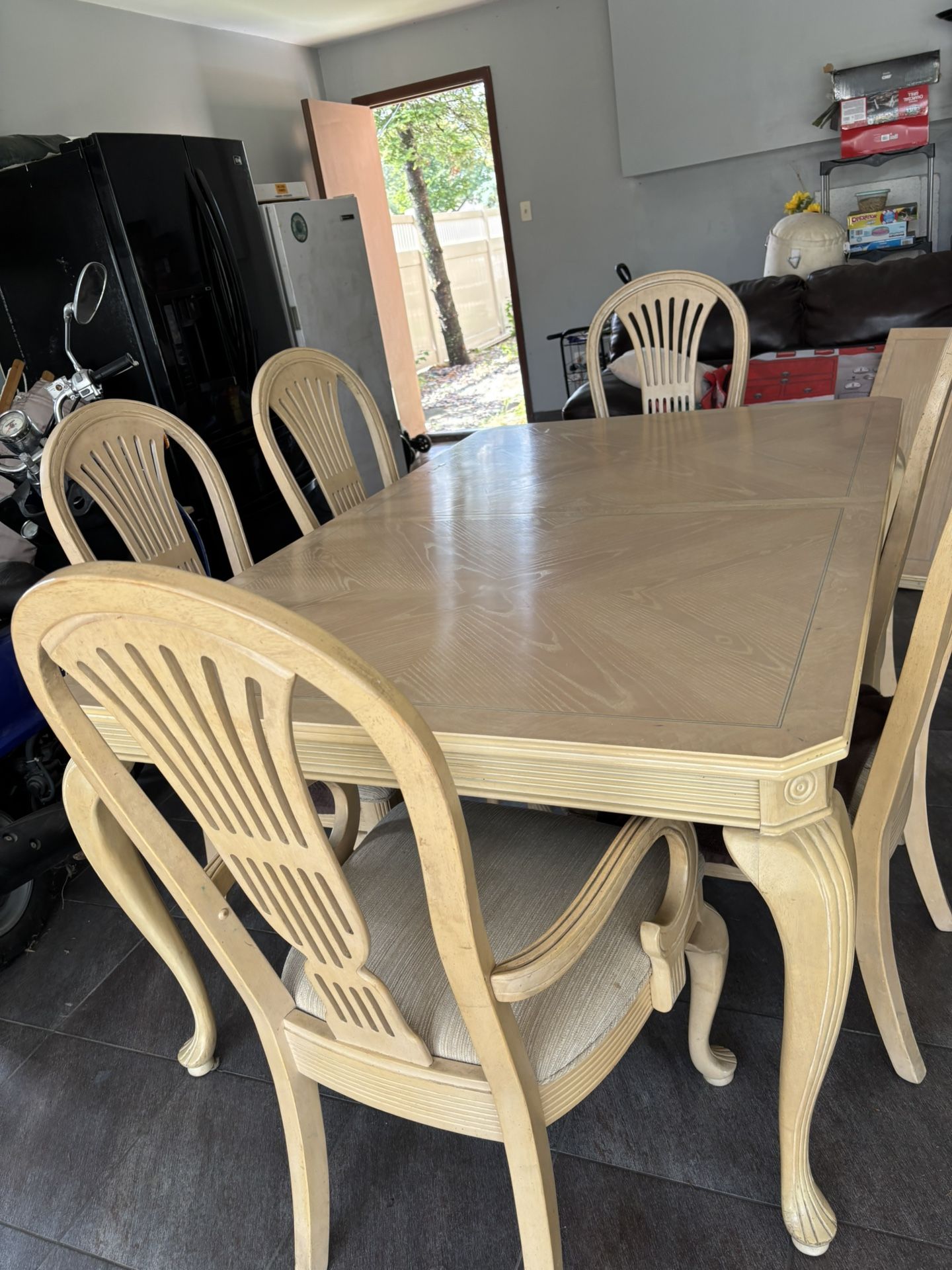 Dining Good Table With 6 Chairs 