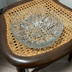 Vintage Anchor Hocking Starburst Medallion Bowl