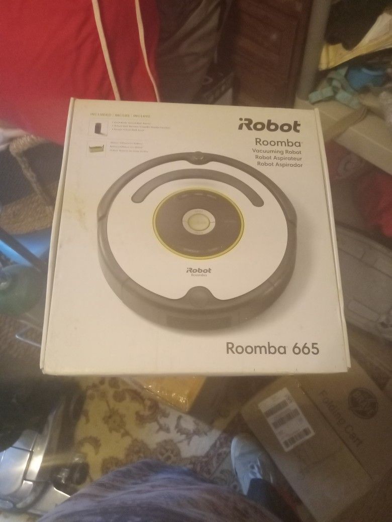 Roomba I robot