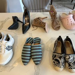 Ladies 8.5 Size Shoes