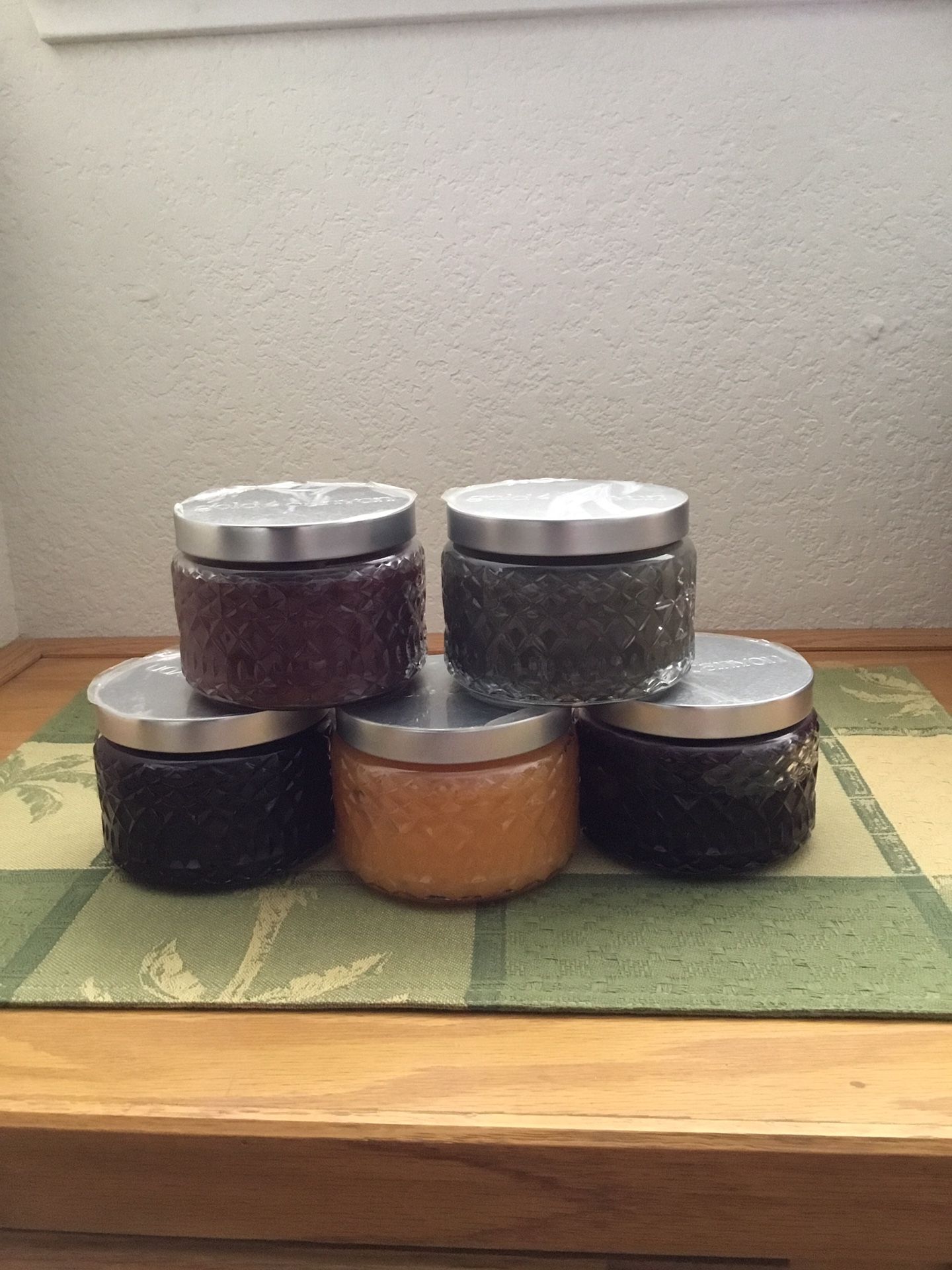 Gold Canyon Candles ~ 8 oz small