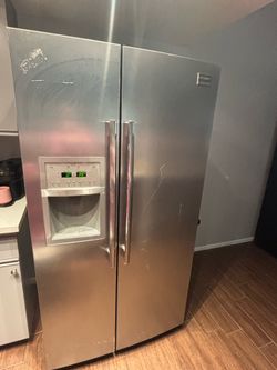 Frigidaire Side-by-Side Stainless Steel Refrigerator – Works Great!