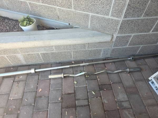  Gym - Olympic Barbell, Hex Bar, EZ Bar, Yukon Buffalo Bar - (Tempe)