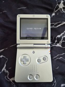 Nintendo Game Boy Advance SP Silver