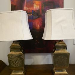 Frederick Cooper - Brass table lamps with pagoda-style design and etched Asian motifs by Frederick Cooper