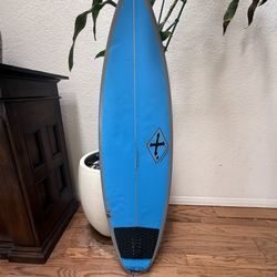 Xanadu 5-9 X16 surfboard