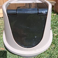 Hooded Enclosed Cat Litter Box (Medium)/Arenero Cerrado con Cubierta para Gatos (Mediano)