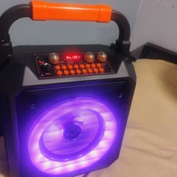 NEW BLUETOOTH SPEAKER 