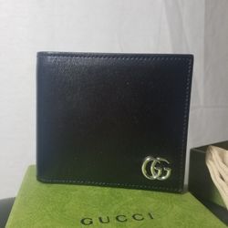 Gucci Silver GG Marmont Mens Wallet 