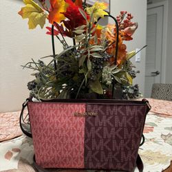 Michael Kors Authentic New 