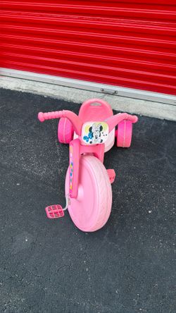 Minie mouse little girls bike