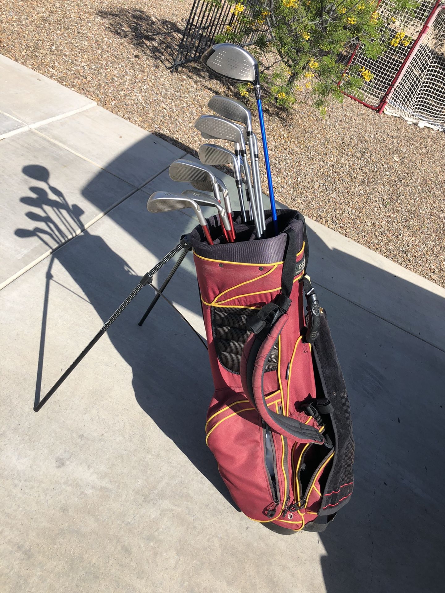 Cheap Lefty Golf Clubs. Make an offer no longer have the W8 for Sale