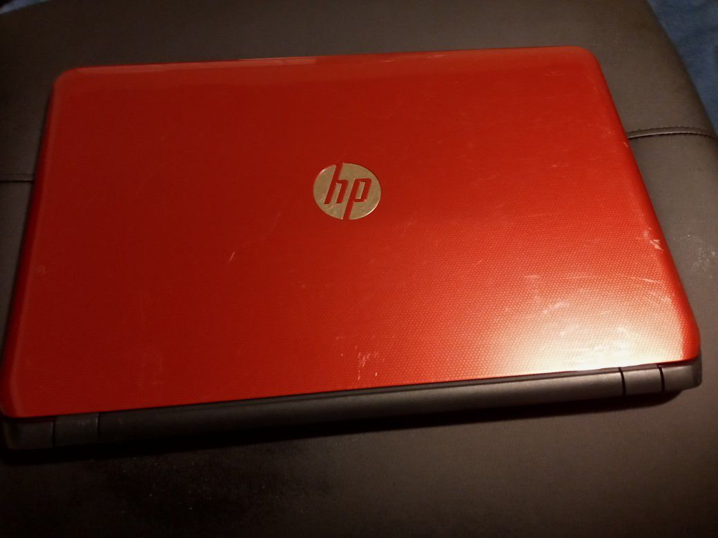 HP pentium laptop 15-1272wm