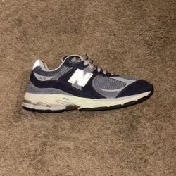 New Balance 2002R Size 8 Men