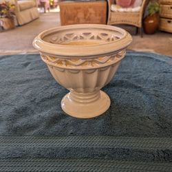 7"Hosley Pottery Flower Pot