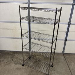 Metal shelving / adjustable