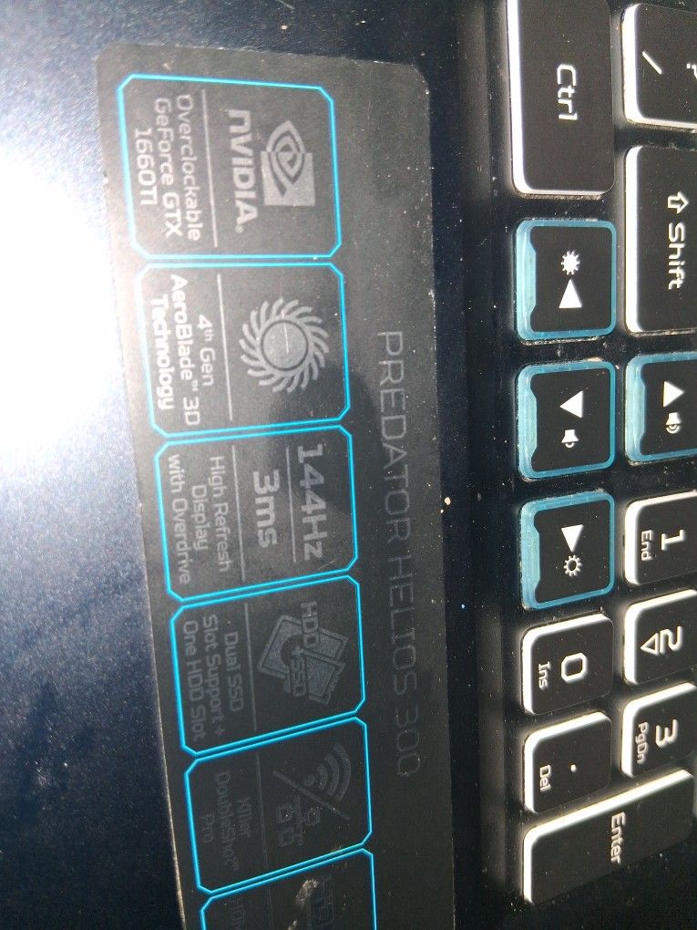 Acer Preditor Laptop 300 OBO