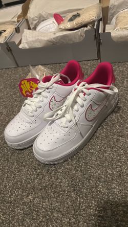 WMNS AIR FORCE 1 ‘07 LX DRAGON FRUIT