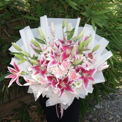 Jumbo Freestyle Mixed Bloom Bouquet 