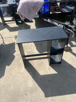 Small desk $20