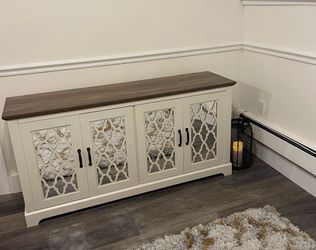 Farmhouse TV Stand / Entertainment Center – White & Wood – Excellent Condition