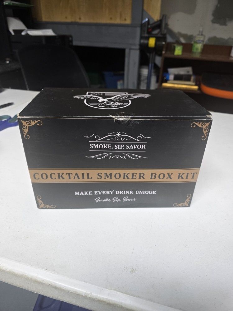 Cocktail Smoker Box Kit with Smoking Gun – New Open Box
