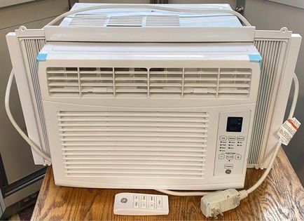 GE AHTE06AAQ1 6,000 BTU 115V Window AC Air Conditioner