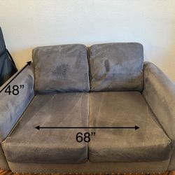 Loveseat/ Couch