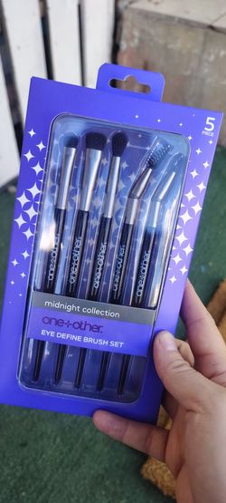 Set of 5 eye-defining brushes