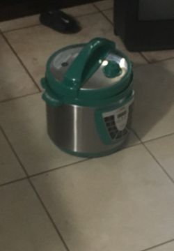 Pressure cooker new