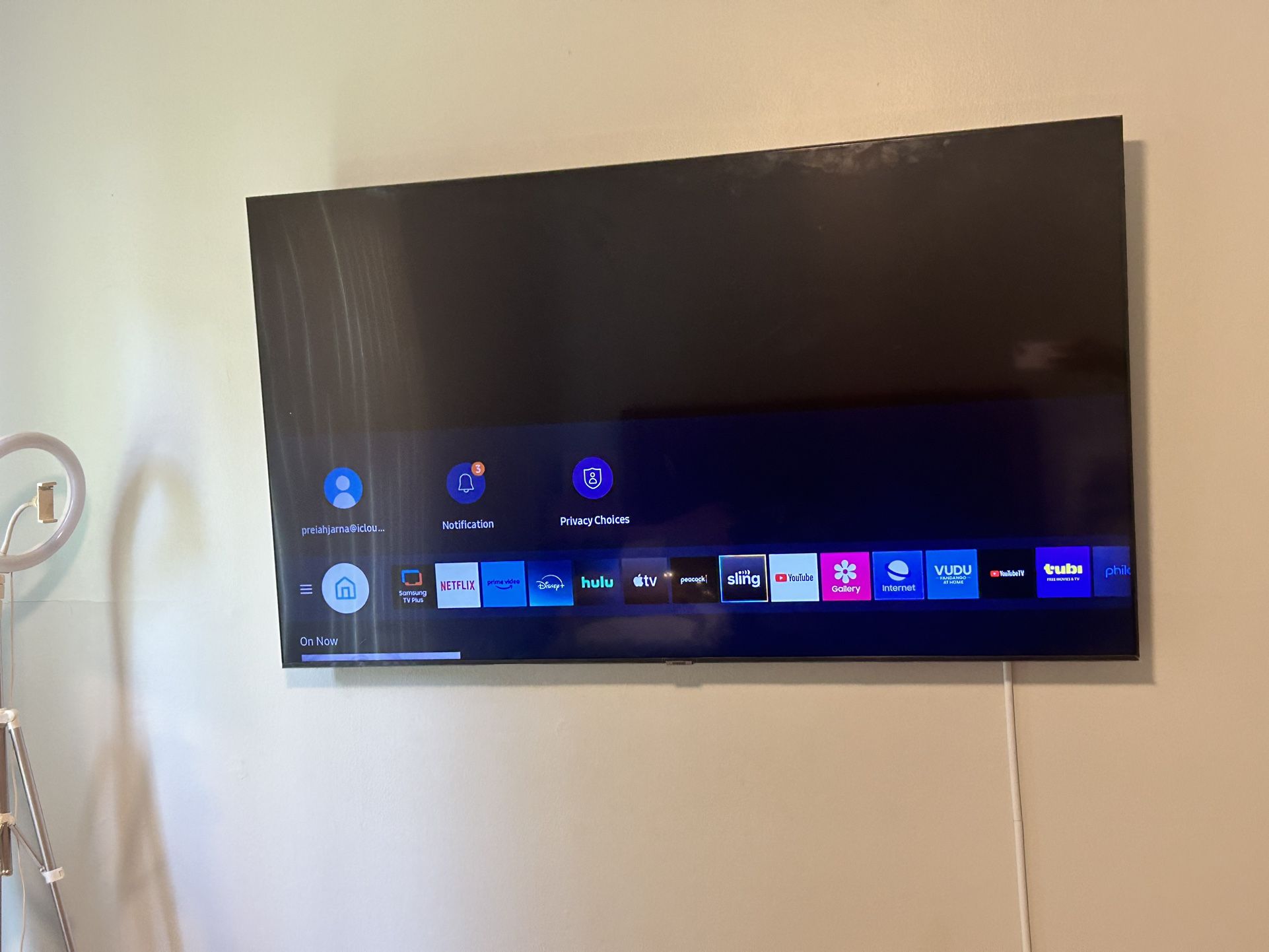 65 In Samsung Smart Tv