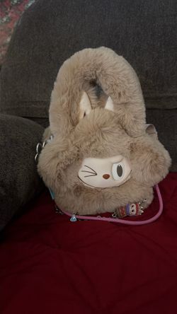 Labubu star bag