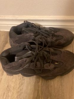 Addias Yeezy 500 utility black size 9.5