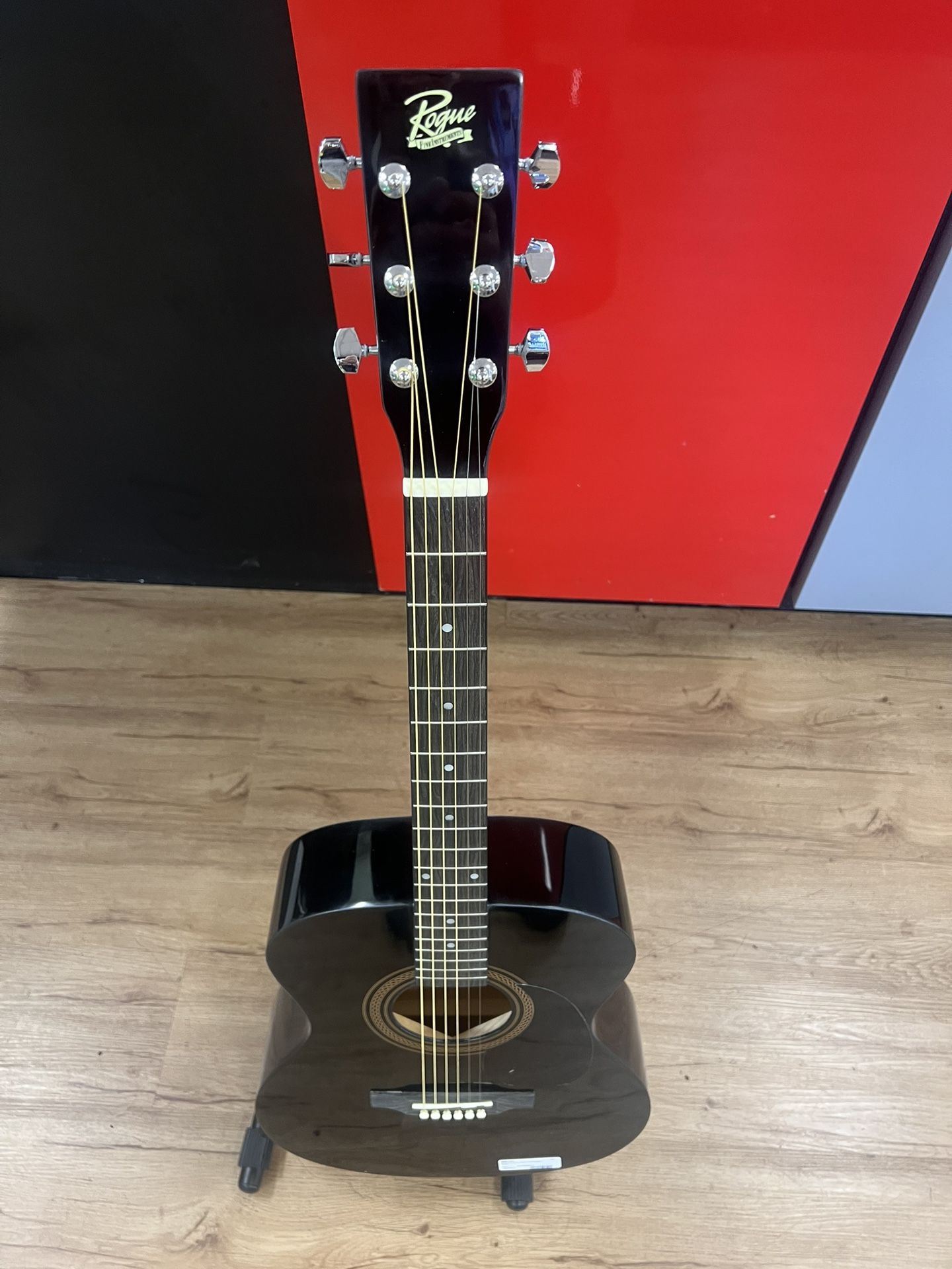 Rogue Acoustic Guitar 192499