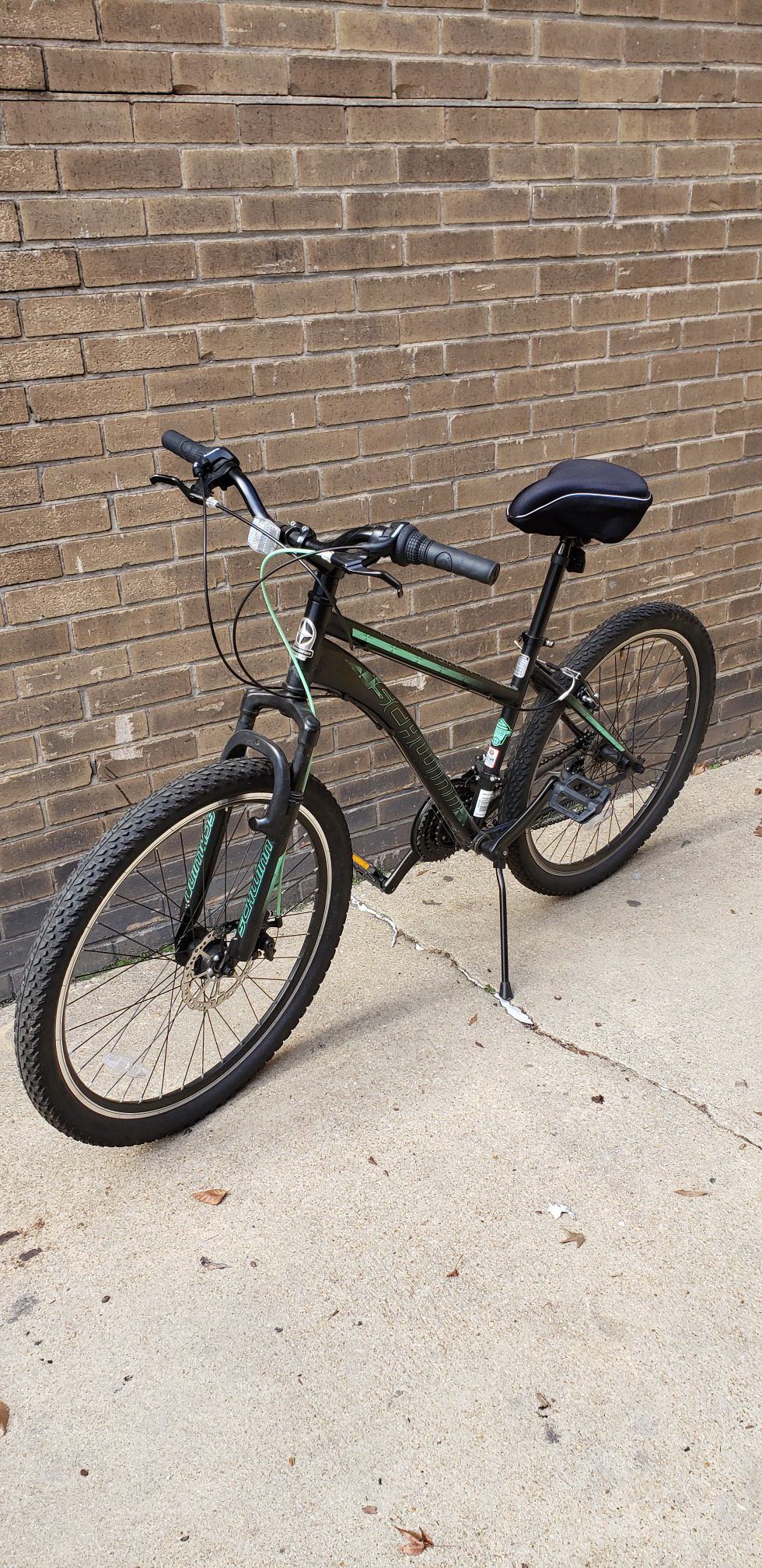Schwinn Sidewinder Mountain Bike, 26-inch wheels, black and green