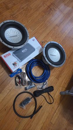 2, 12" audiobahn old-school competition 2,200watt. 1 amp 4,000watt