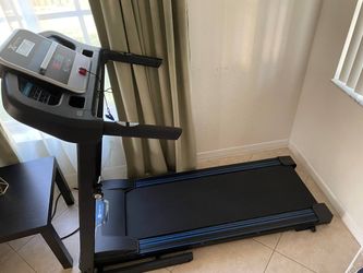 XTERRA Fitness TR Folding Treadmill, 250 LB Weight Capacity