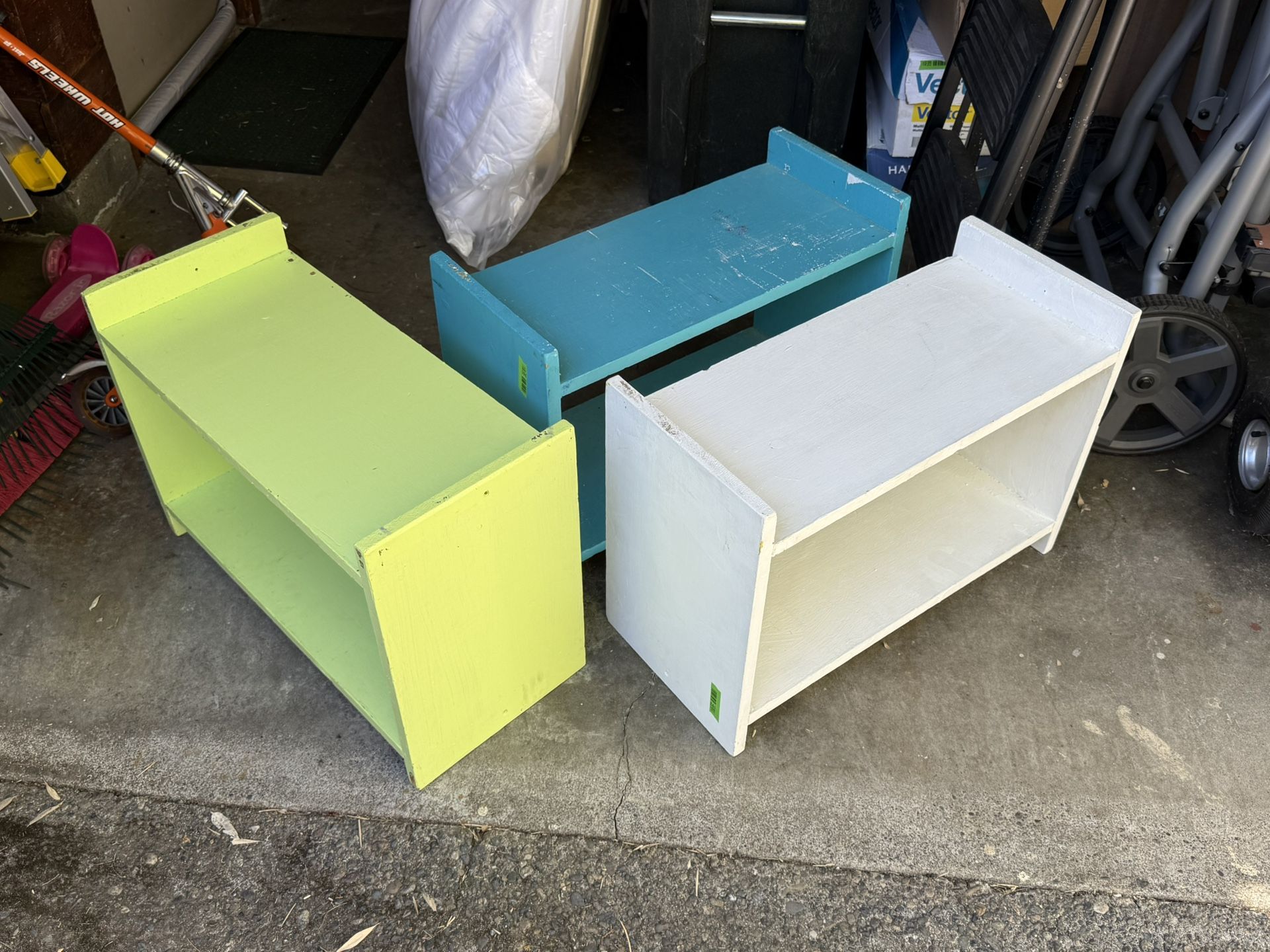 Small Bookshelves (Free)