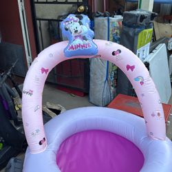 Minnie mouse inflatable