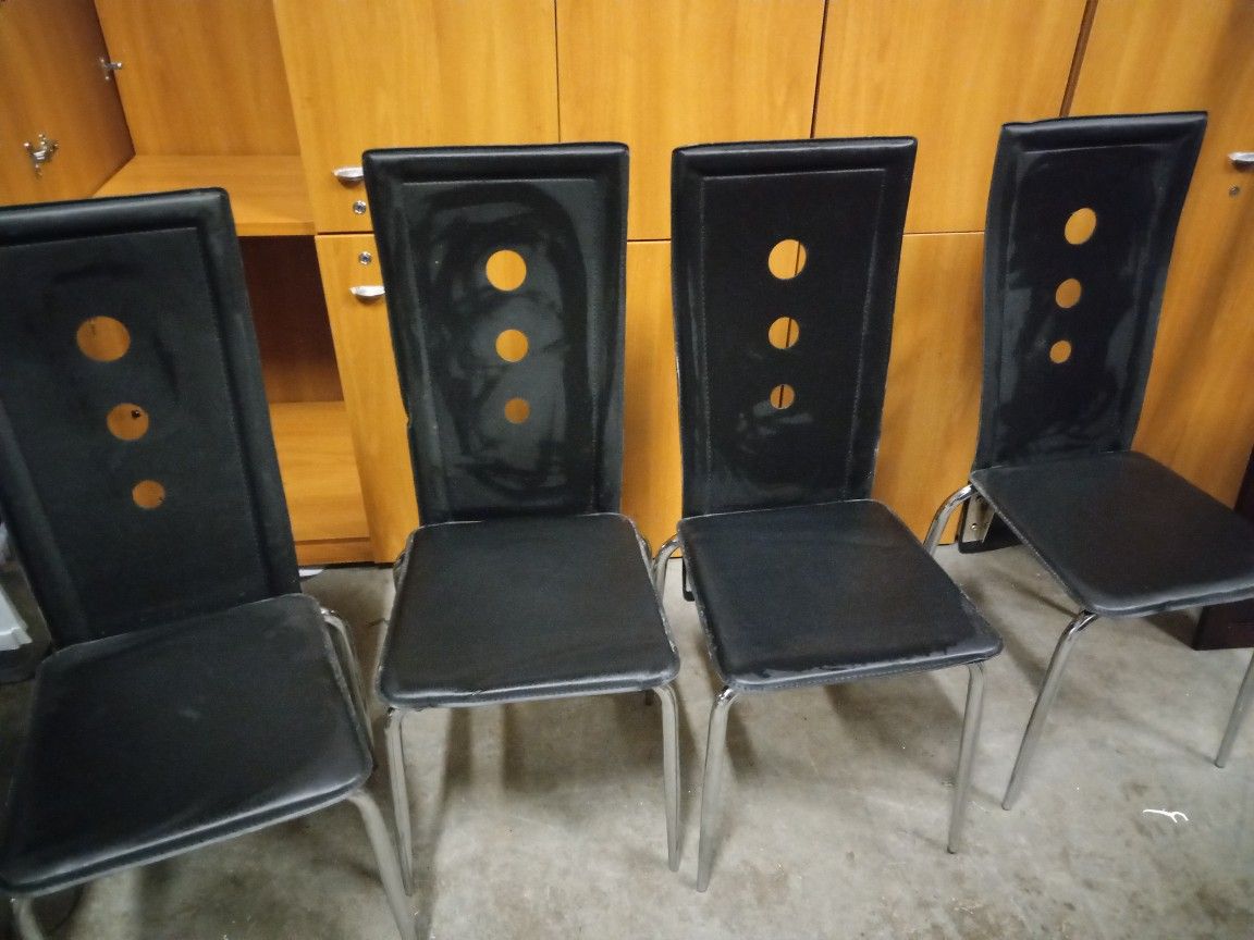 4 Dining Chairs