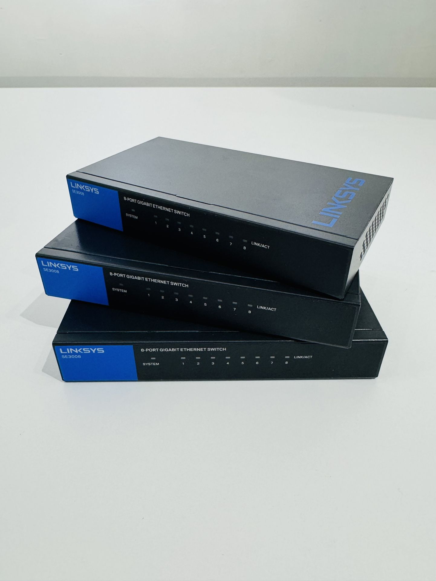 Linksys 8 Port Gigabit Switch 