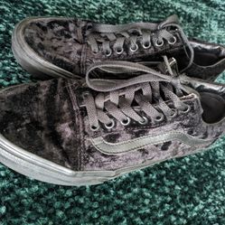 Men Velvet Vans