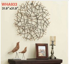 31.9” Wall art is handcrafted metal