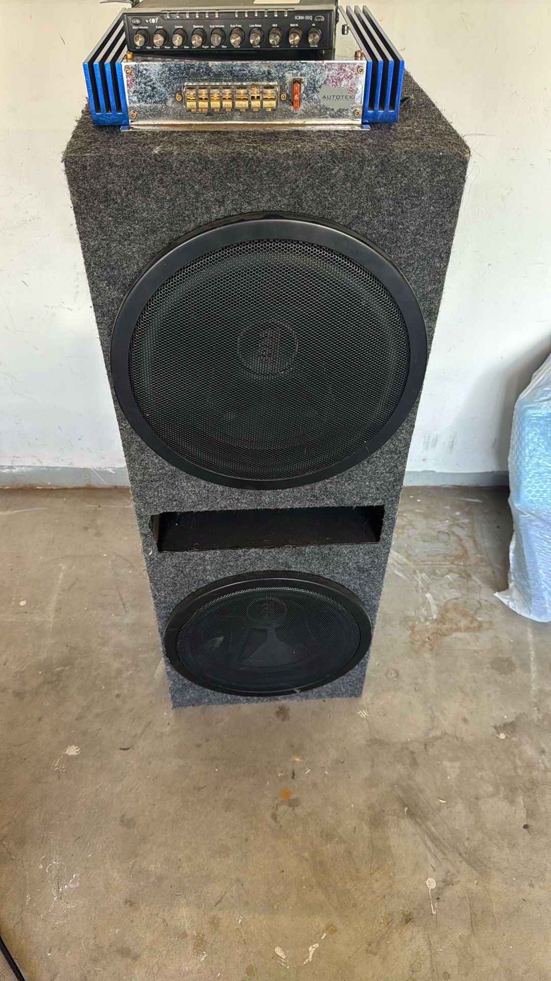 Boss 12” Amplifier And Equalizer 