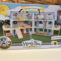 New Honey Bee Acres Buzzby Farmhouse 