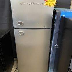 Frigidaire Small Refrigerator 